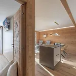 Ours Et Marmotte, A L'altiport, Un Cocon De Douceur Alpe d'Huez